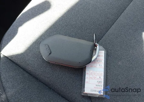 2025 Kia K4 Lxs из США, поврежденный, VIN 3KPFT4DE7SE062925